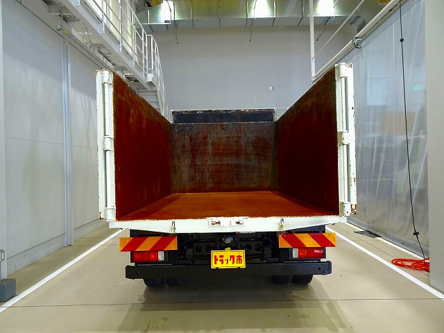 Isuzu Forward 5