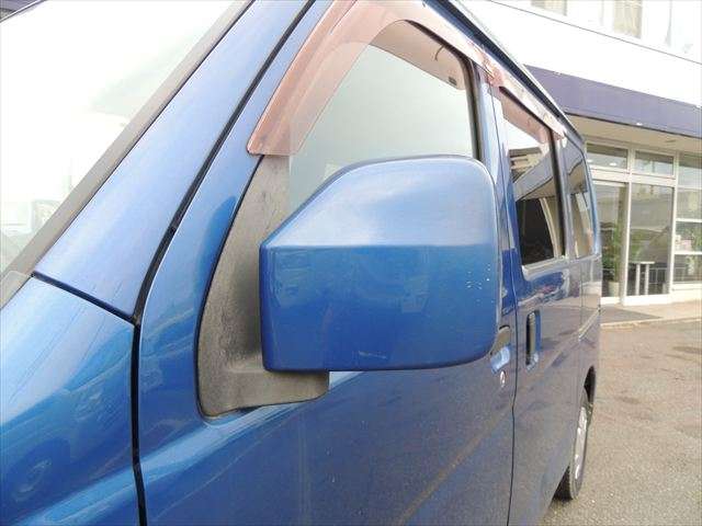 Daihatsu Hijet Cargo 12