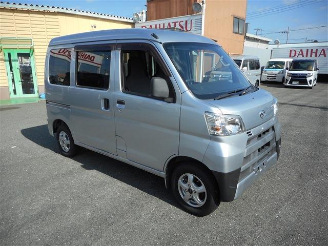 Daihatsu Hijet Cargo 8