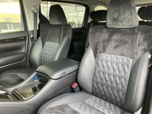 Toyota Alphard 9