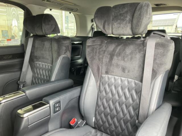 Toyota Alphard 10
