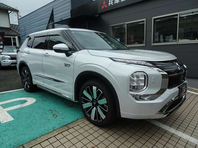 Mitsubishi Outlander 11
