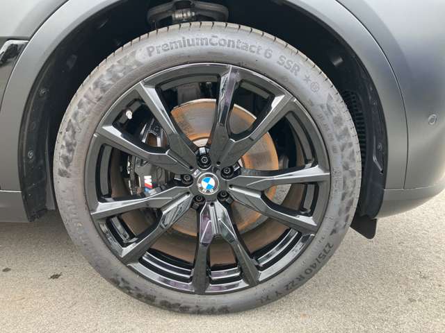 BMW X7 9
