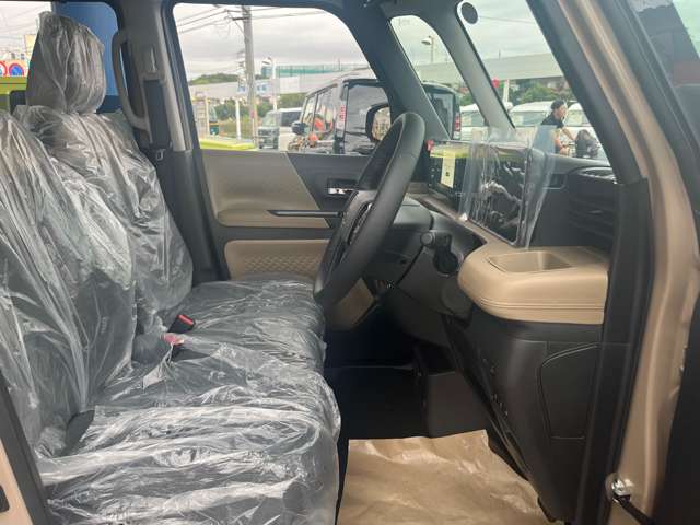Mitsubishi Delica Mini 10