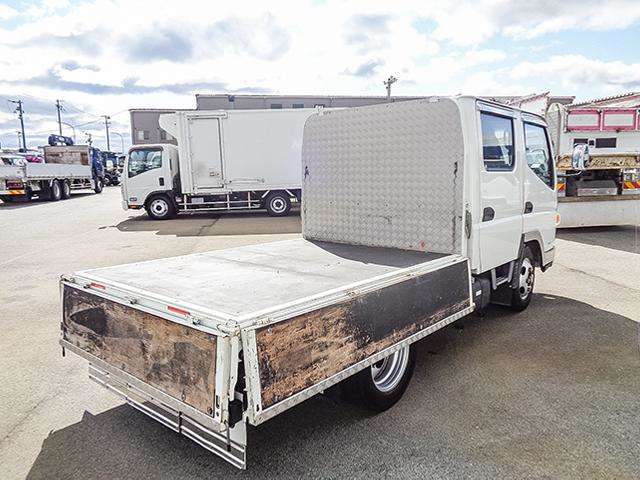 Mitsubishi Fuso Canter 9