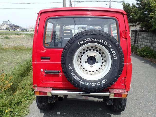 Suzuki Jimny 5
