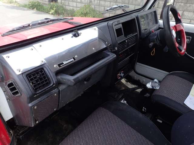 Suzuki Jimny 10