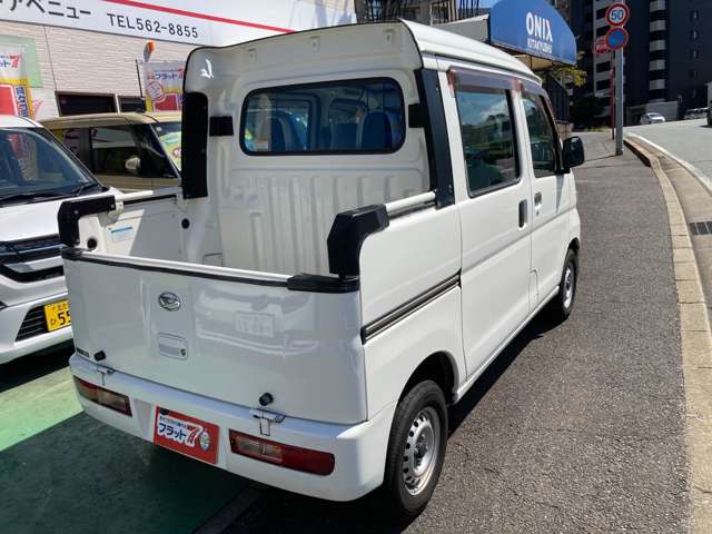 Daihatsu Hijet Deck Van 6