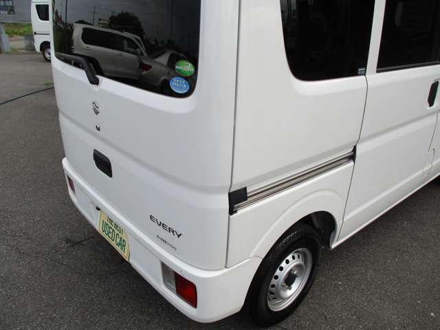 Suzuki Every 8