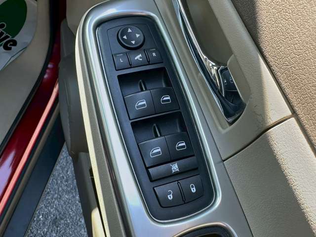 Jeep Cherokee 11