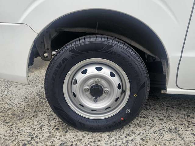 Suzuki Every 8