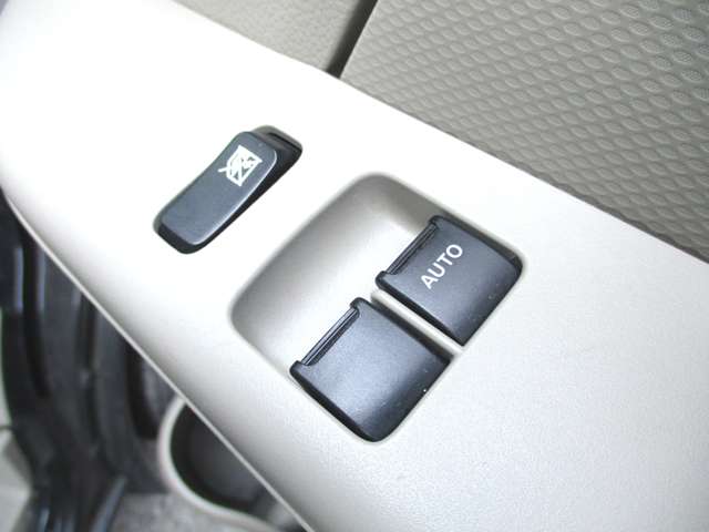 Nissan NV100 Clipper 8
