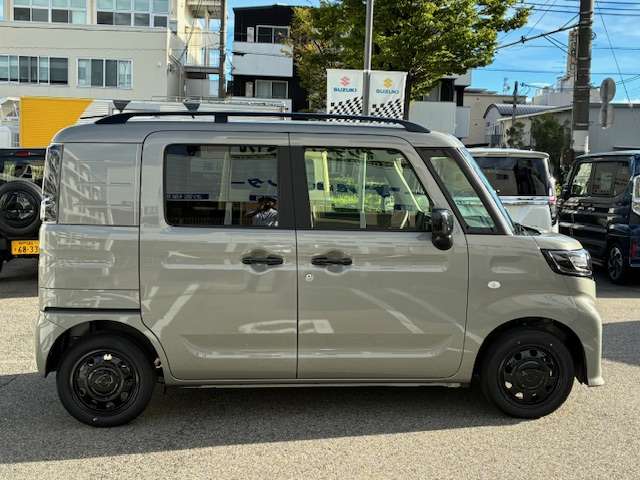 Suzuki Spacia Base 7