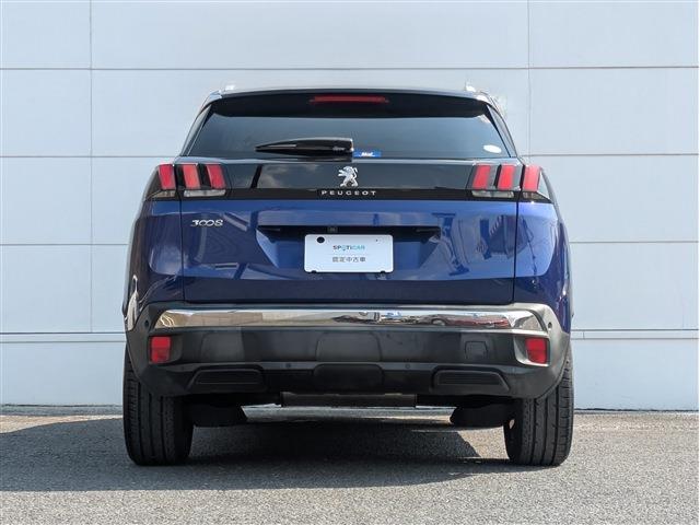 Peugeot 3008 8