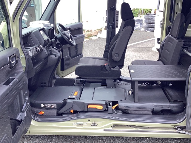 Honda N-VAN 12