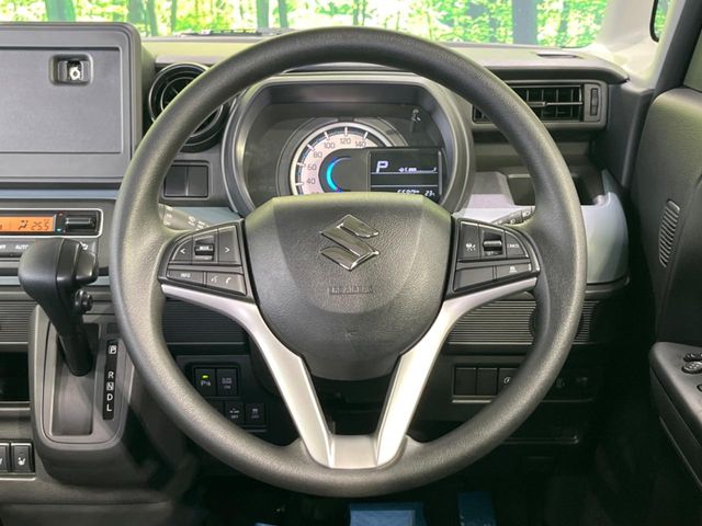 Suzuki Spacia Base 11