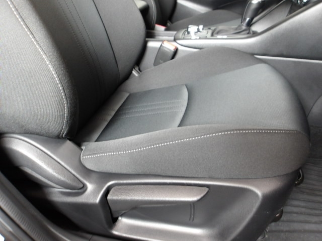 Mazda CX-3 8