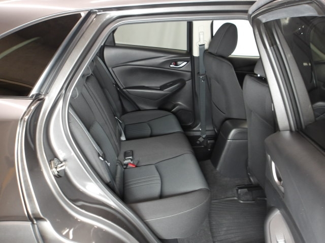 Mazda CX-3 10