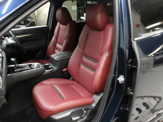 Mazda CX-8 10