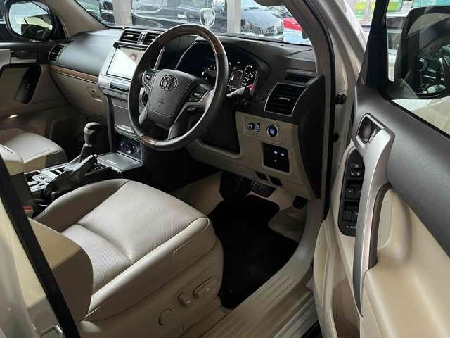 Toyota Land Cruiser Prado 10