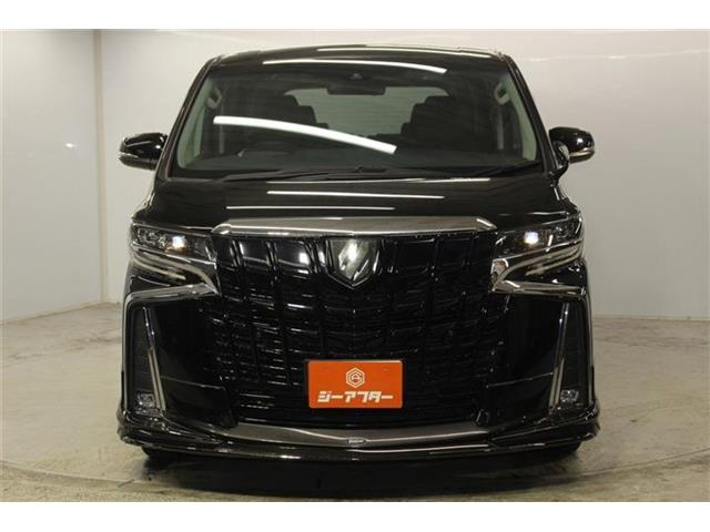 Toyota Alphard 3
