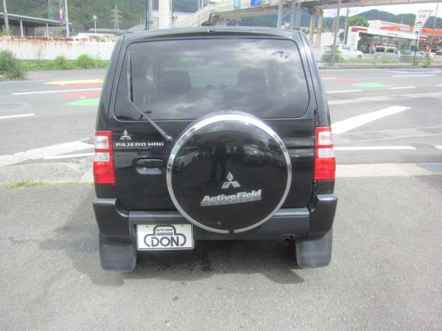 Mitsubishi Pajero Mini 4