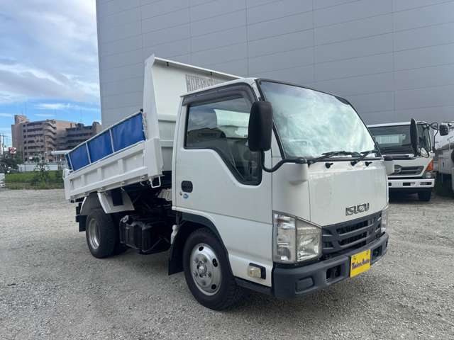 Isuzu Elf 2