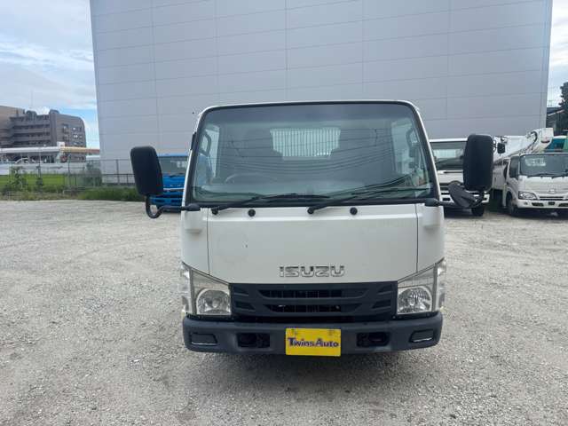 Isuzu Elf 4