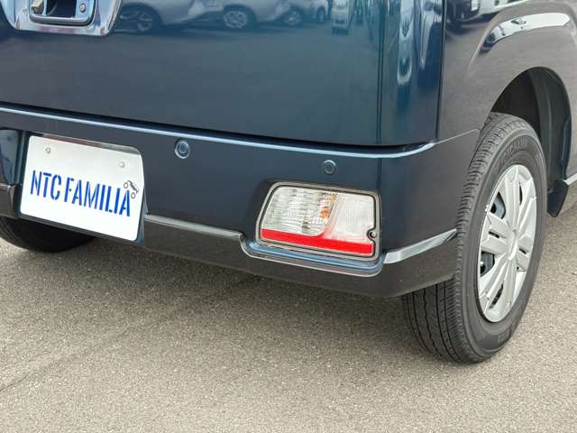 Daihatsu Atrai 7