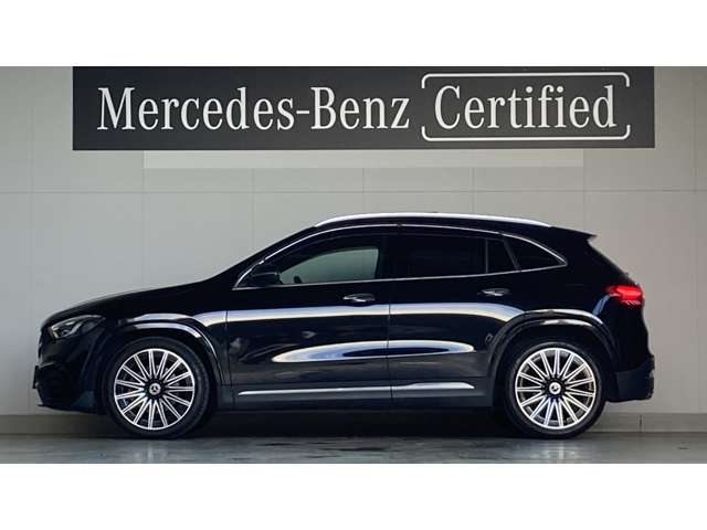 Mercedes-Benz GLA-Class 4