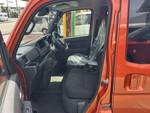 Daihatsu Atrai 5
