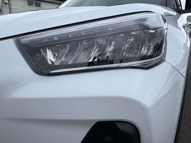 Daihatsu Rocky 12