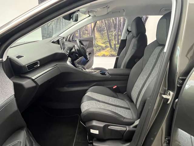 Peugeot 3008 5
