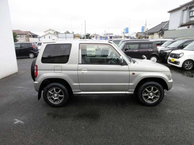 Mitsubishi Pajero Mini 7
