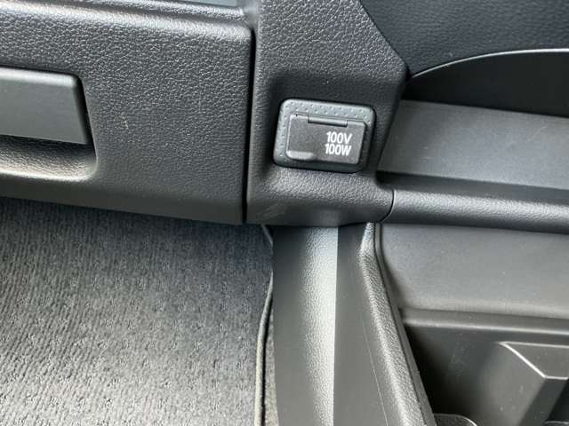 Nissan NV150 AD 7