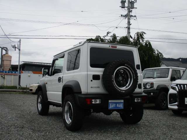 Suzuki Jimny Sierra 11