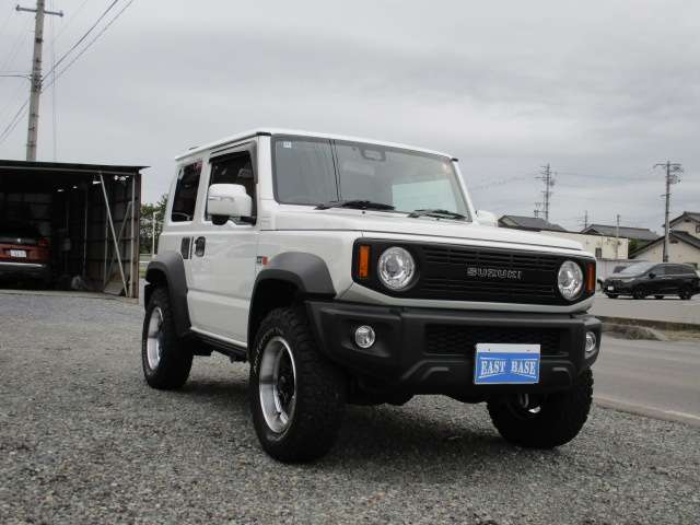 Suzuki Jimny Sierra 4