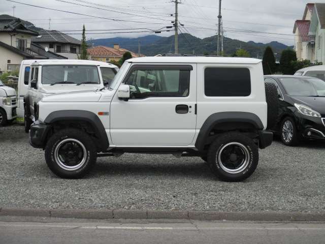 Suzuki Jimny Sierra 9