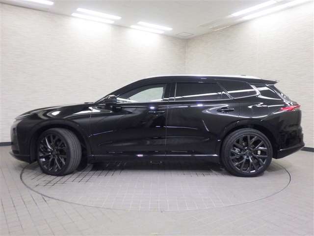 Toyota Crown Estate 6