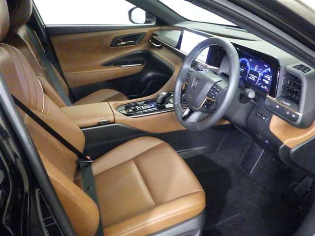 Toyota Crown Estate 10