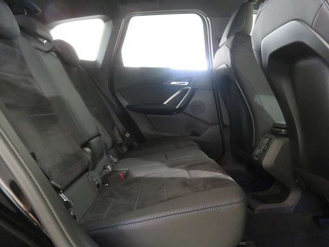 BMW X1 8