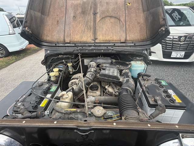 Mitsubishi Jeep 7
