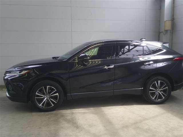 Toyota Harrier 3