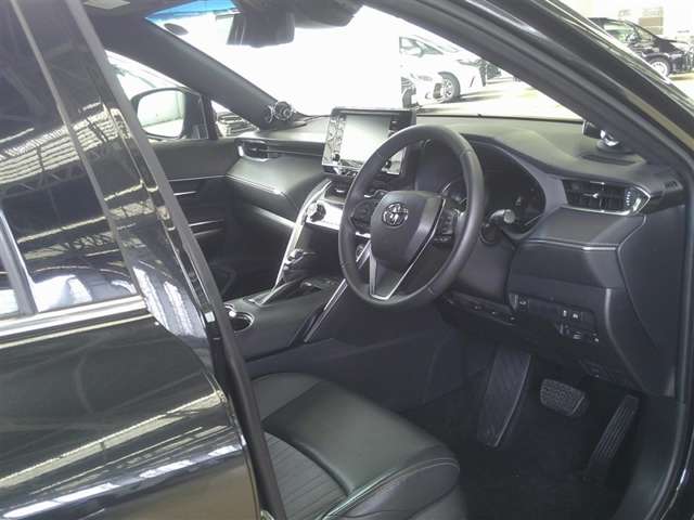 Toyota Harrier 8