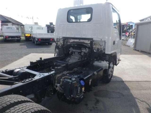 Isuzu Elf 12