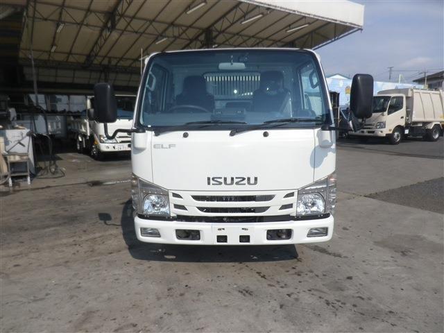 Isuzu Elf 2