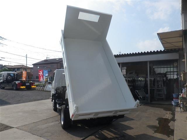 Isuzu Elf 10