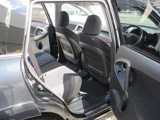 Toyota Vanguard 8
