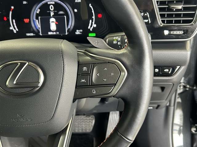 Lexus NX 9