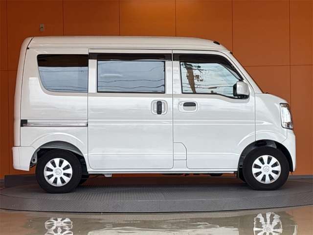 Suzuki Every 8